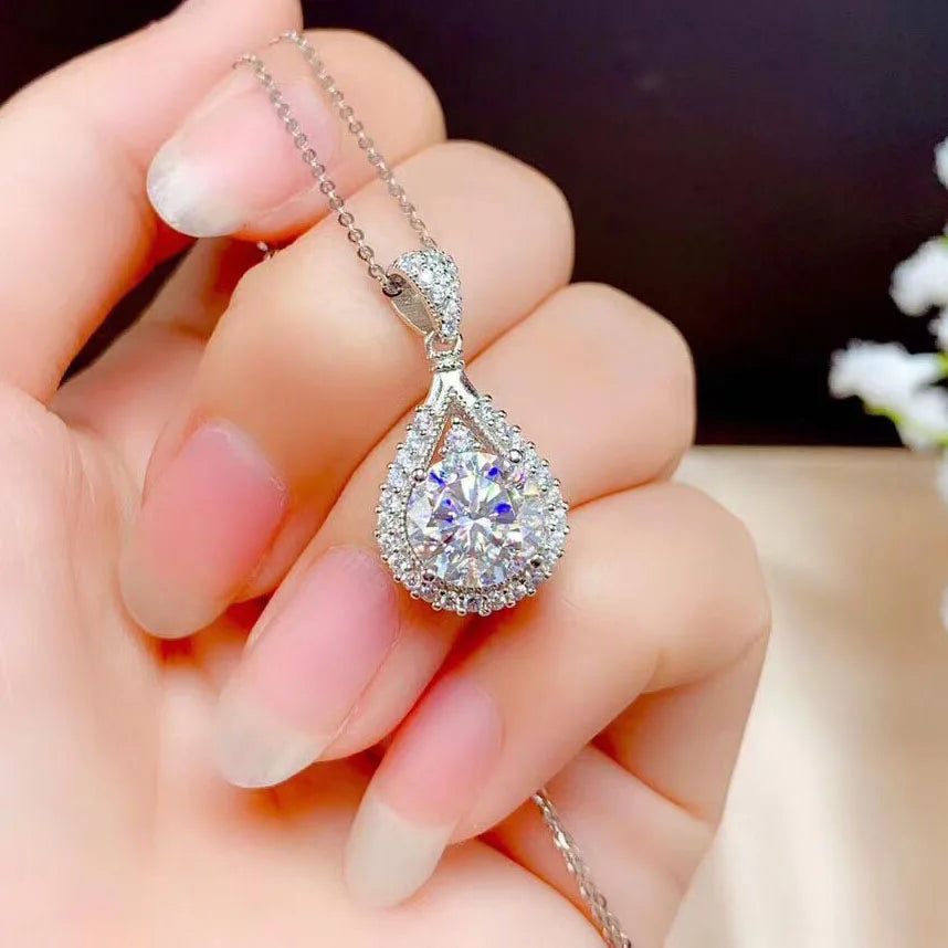 Fine 18k White Gold Necklace
