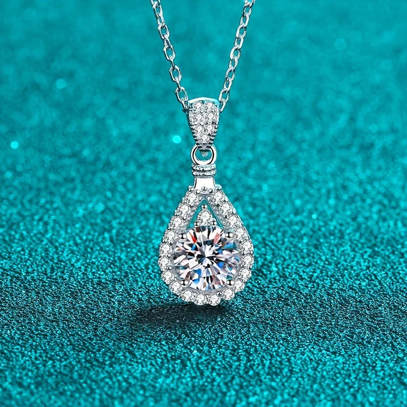 Fine 18k White Gold Necklace