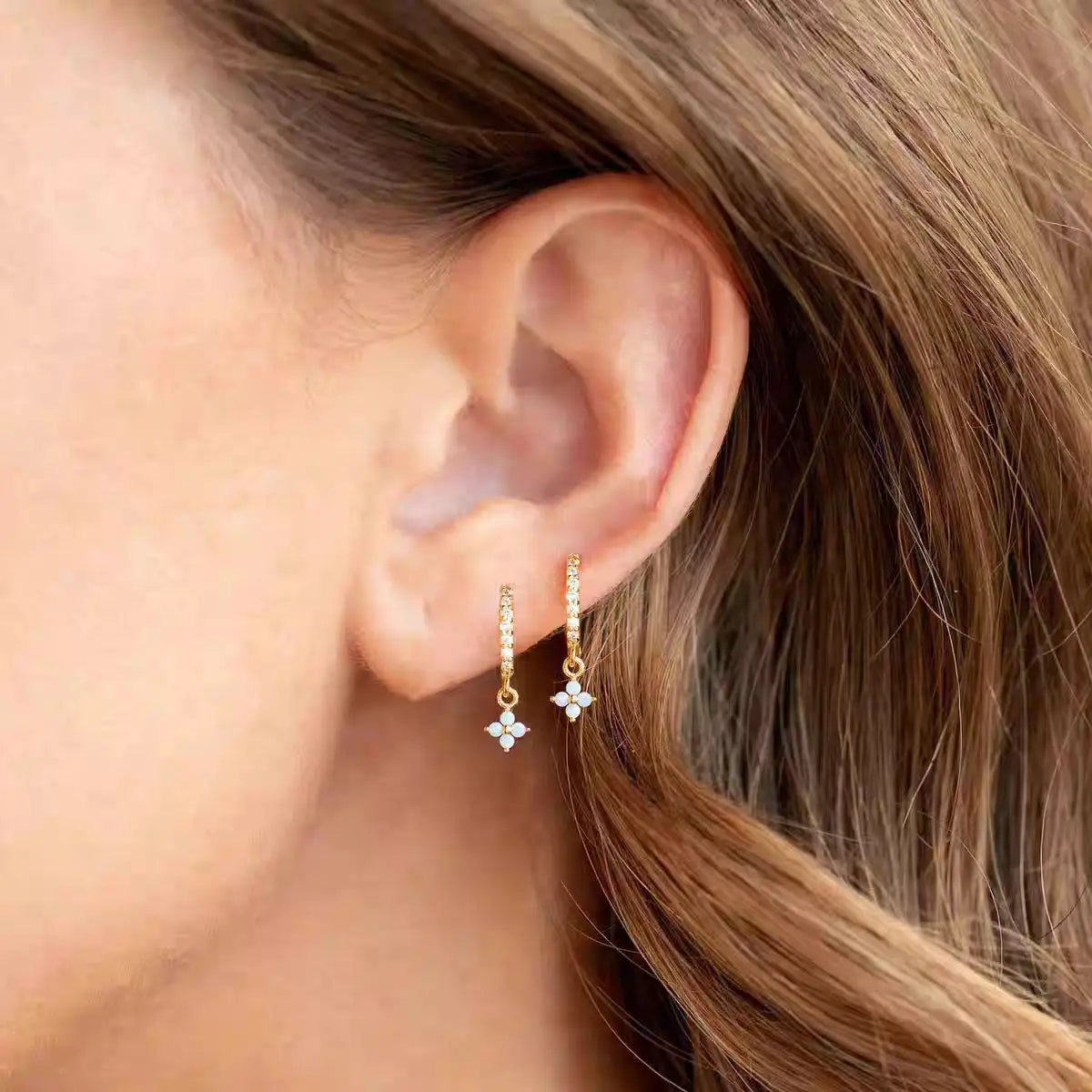 Simple Fashion Crystal Hoop Earring